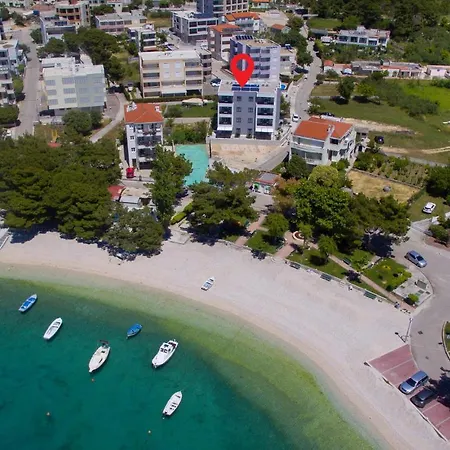 Awesome In With House Sea View Promajna