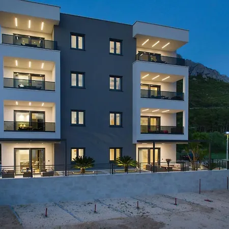 Awesome In With House Sea View *